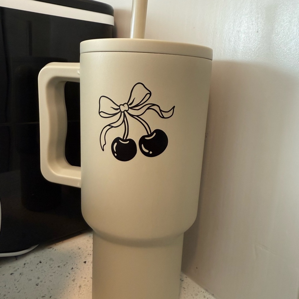Bow w/Cherries cup decal.